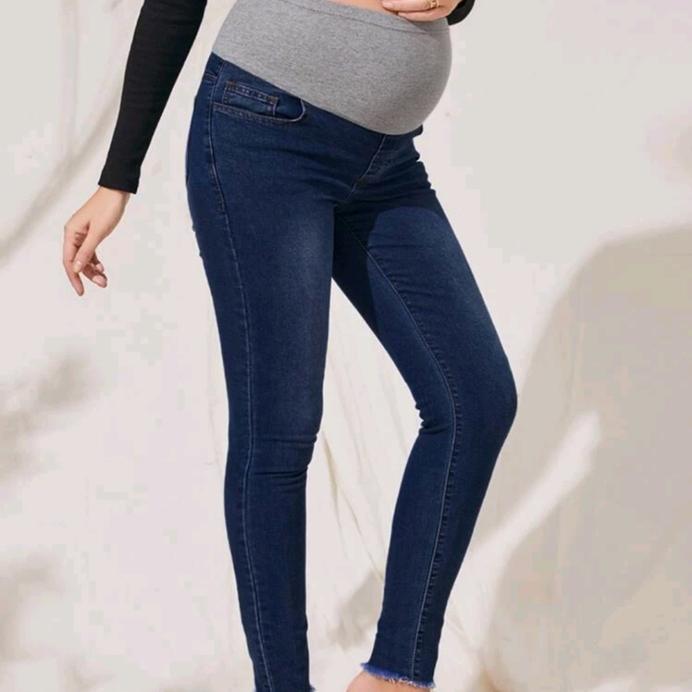2 M & 1 L Maternity denims